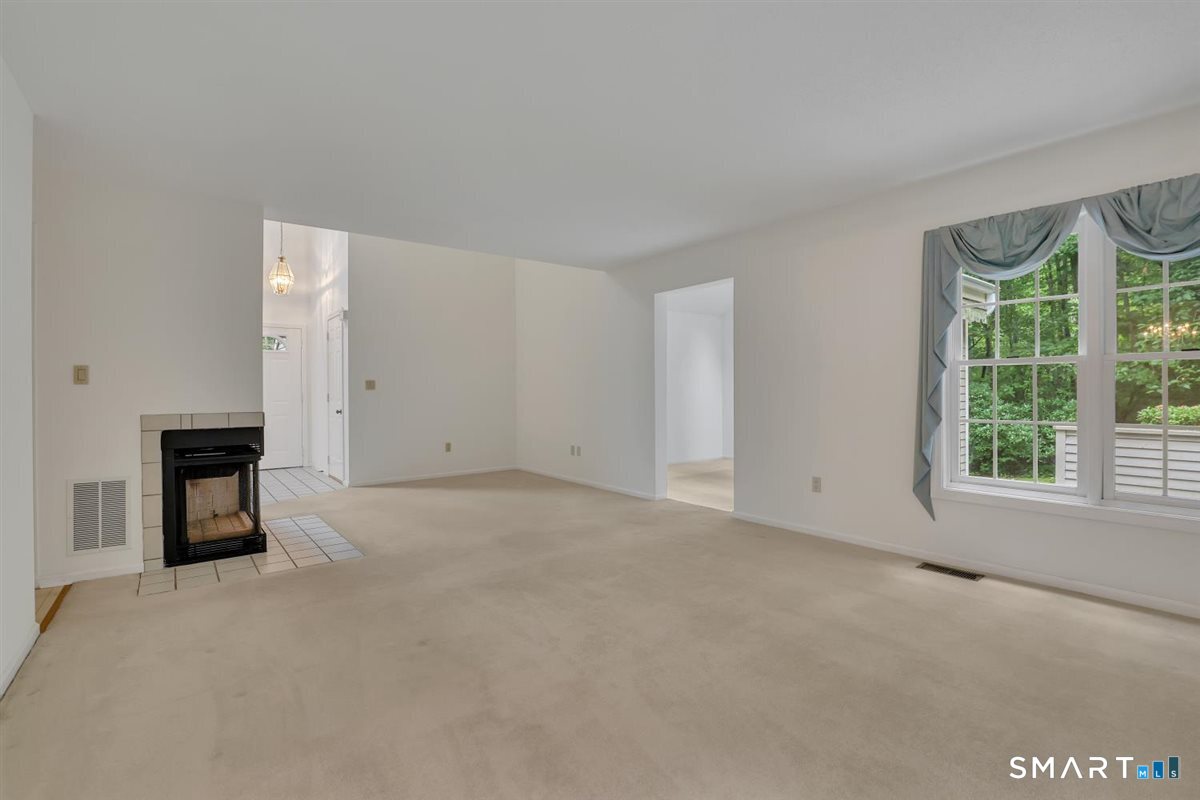 41 Eaton Woods Road Hamden CT 06518