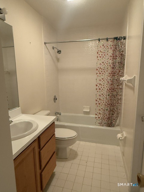 68 Foxbridge Village Road Branford CT 06405