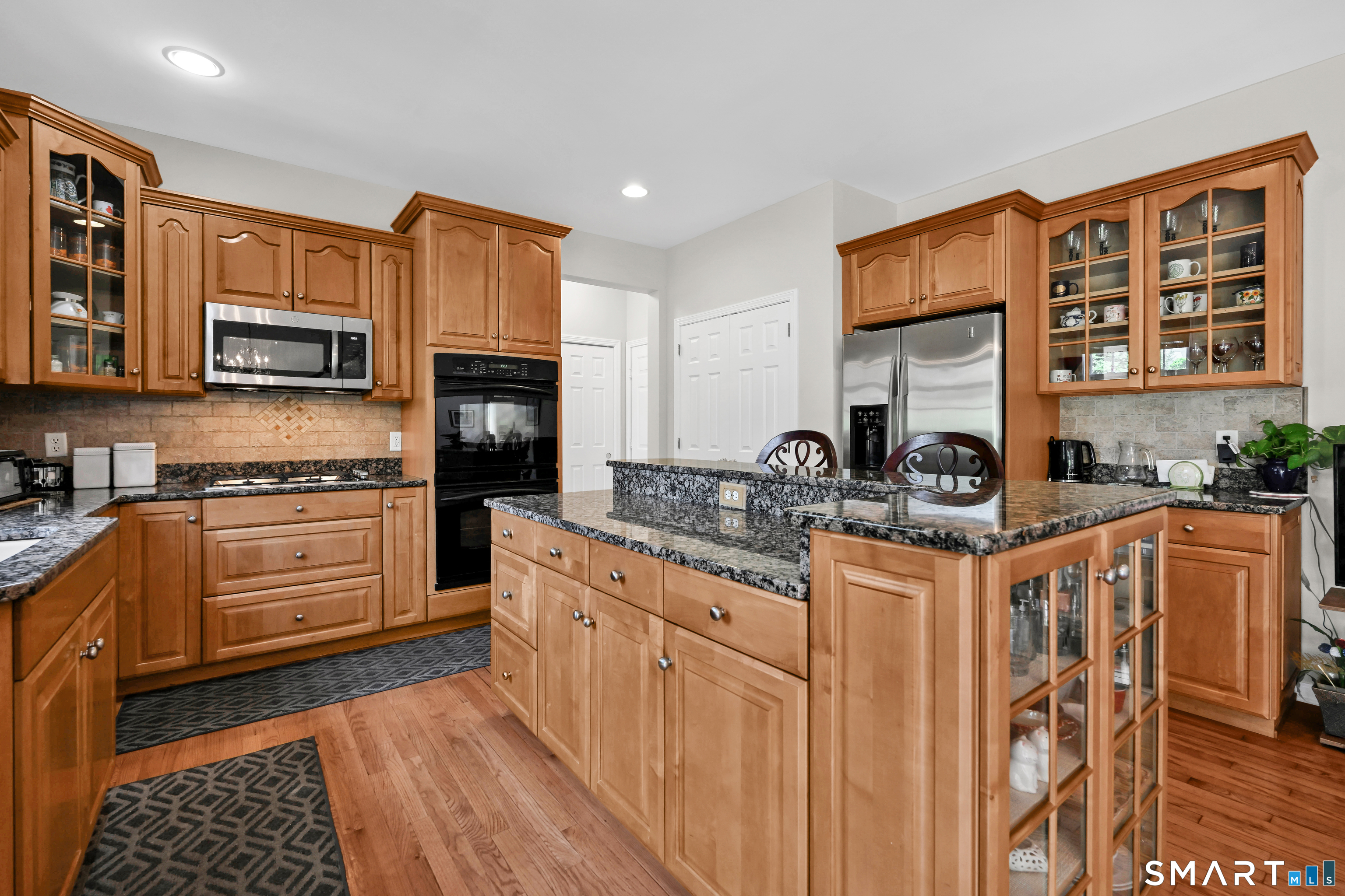 36 Independence Circle Middlebury CT 06762