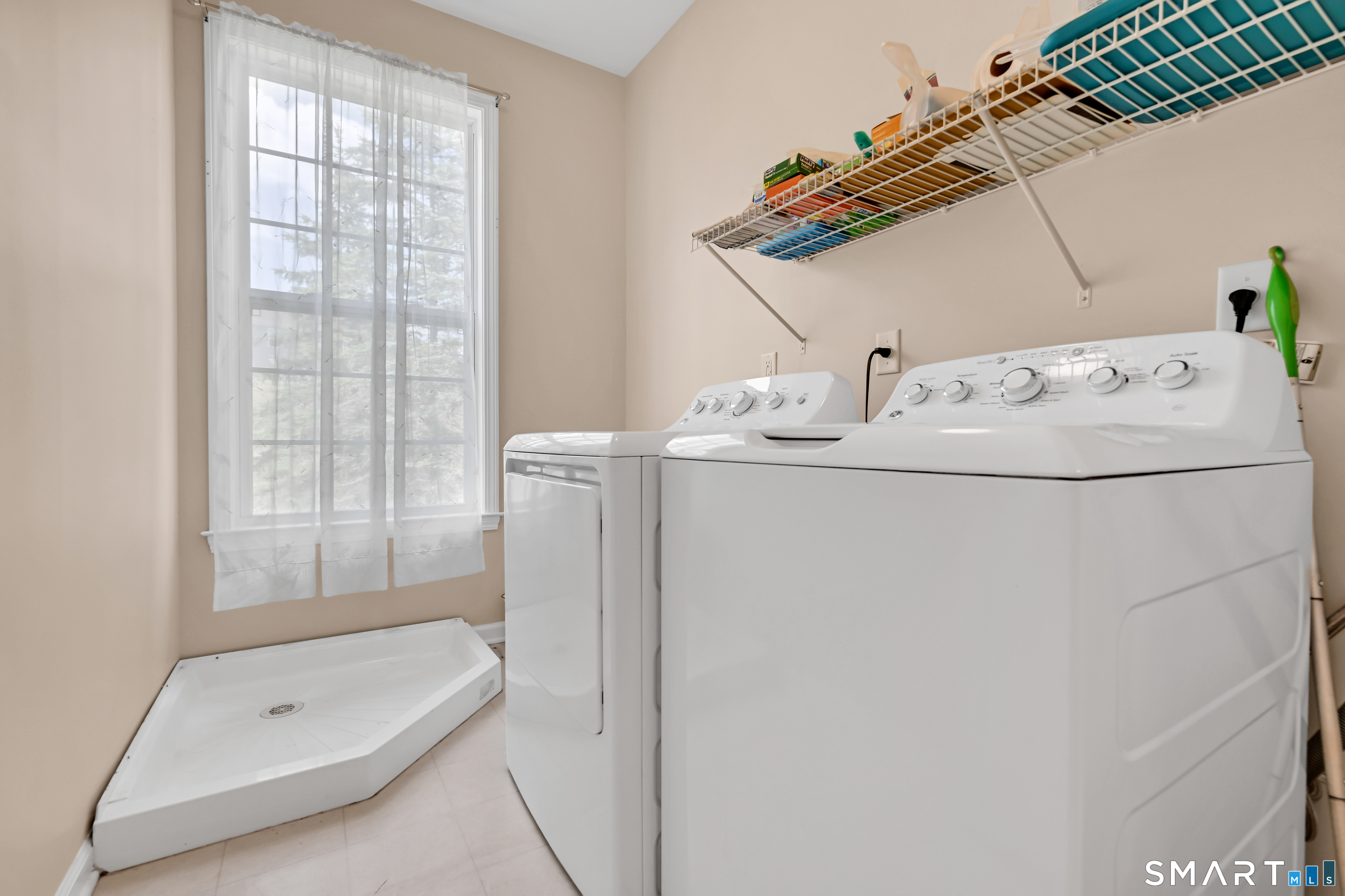 36 Independence Circle Middlebury CT 06762