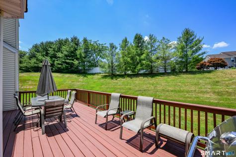 36 Independence Circle Middlebury CT 06762