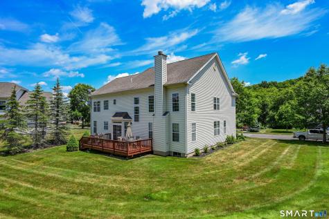 36 Independence Circle Middlebury CT 06762