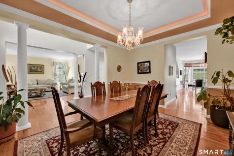 36 Independence Circle Middlebury CT 06762