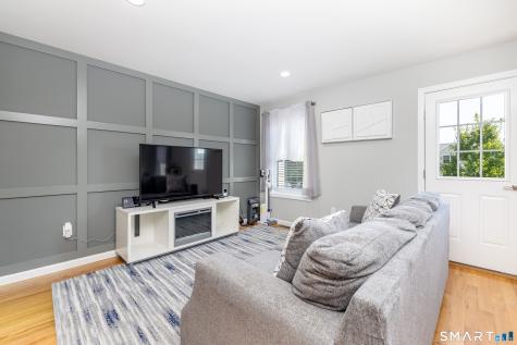 6 Gillette Way Bristol CT 06010