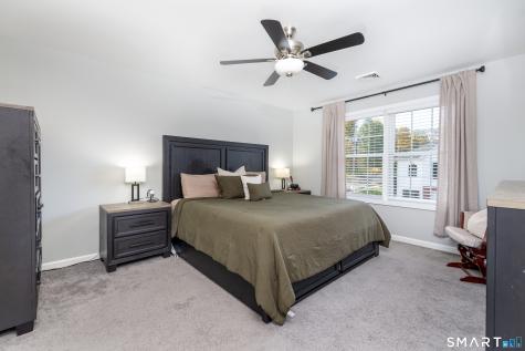 6 Gillette Way Bristol CT 06010