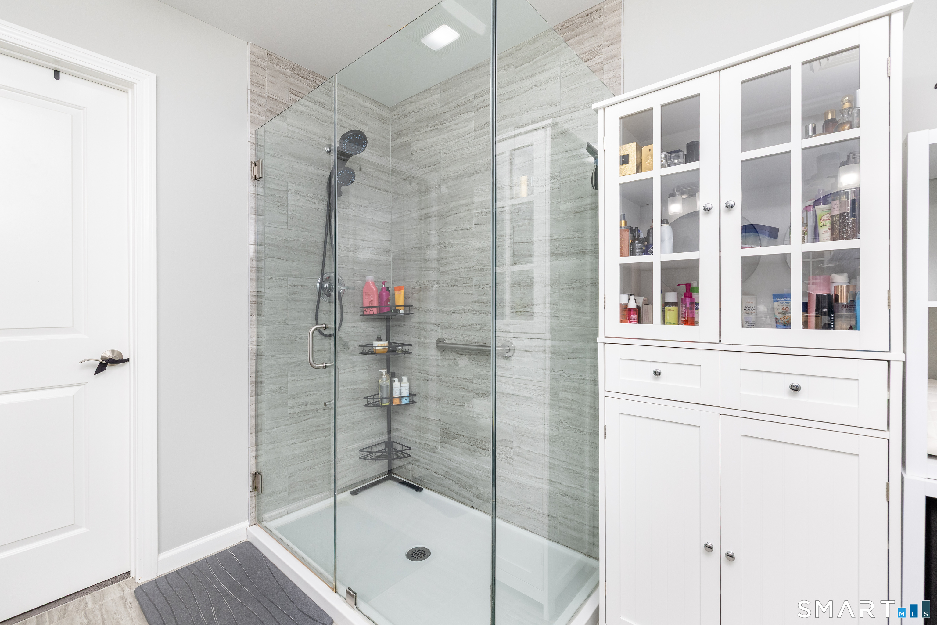 6 Gillette Way Bristol CT 06010