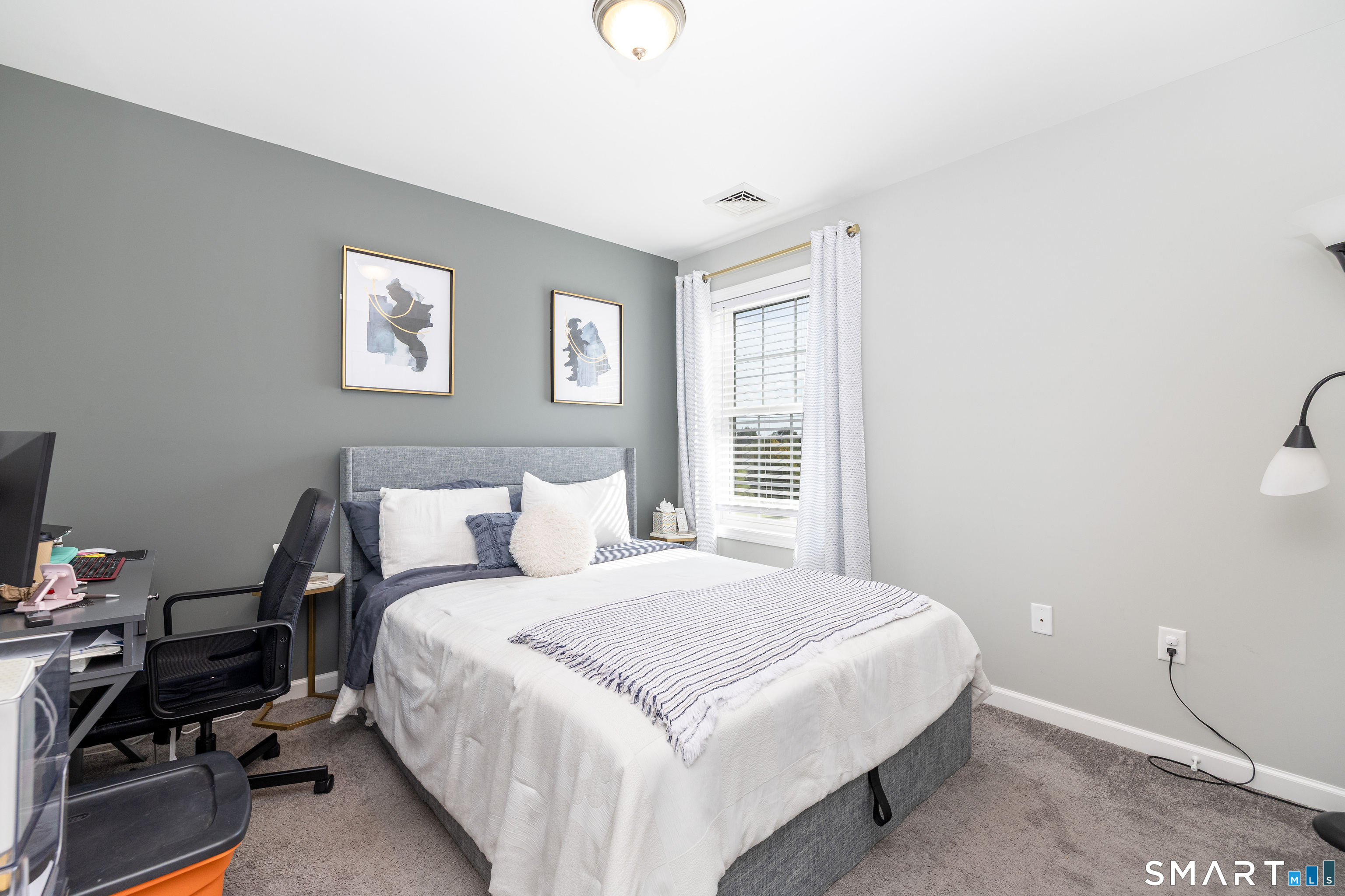 6 Gillette Way Bristol CT 06010