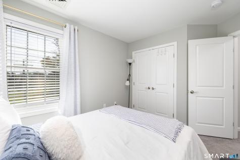 6 Gillette Way Bristol CT 06010