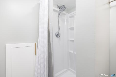 6 Gillette Way Bristol CT 06010