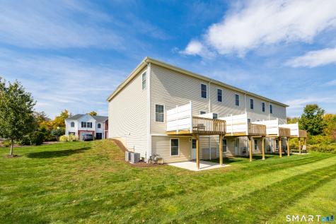 6 Gillette Way Bristol CT 06010
