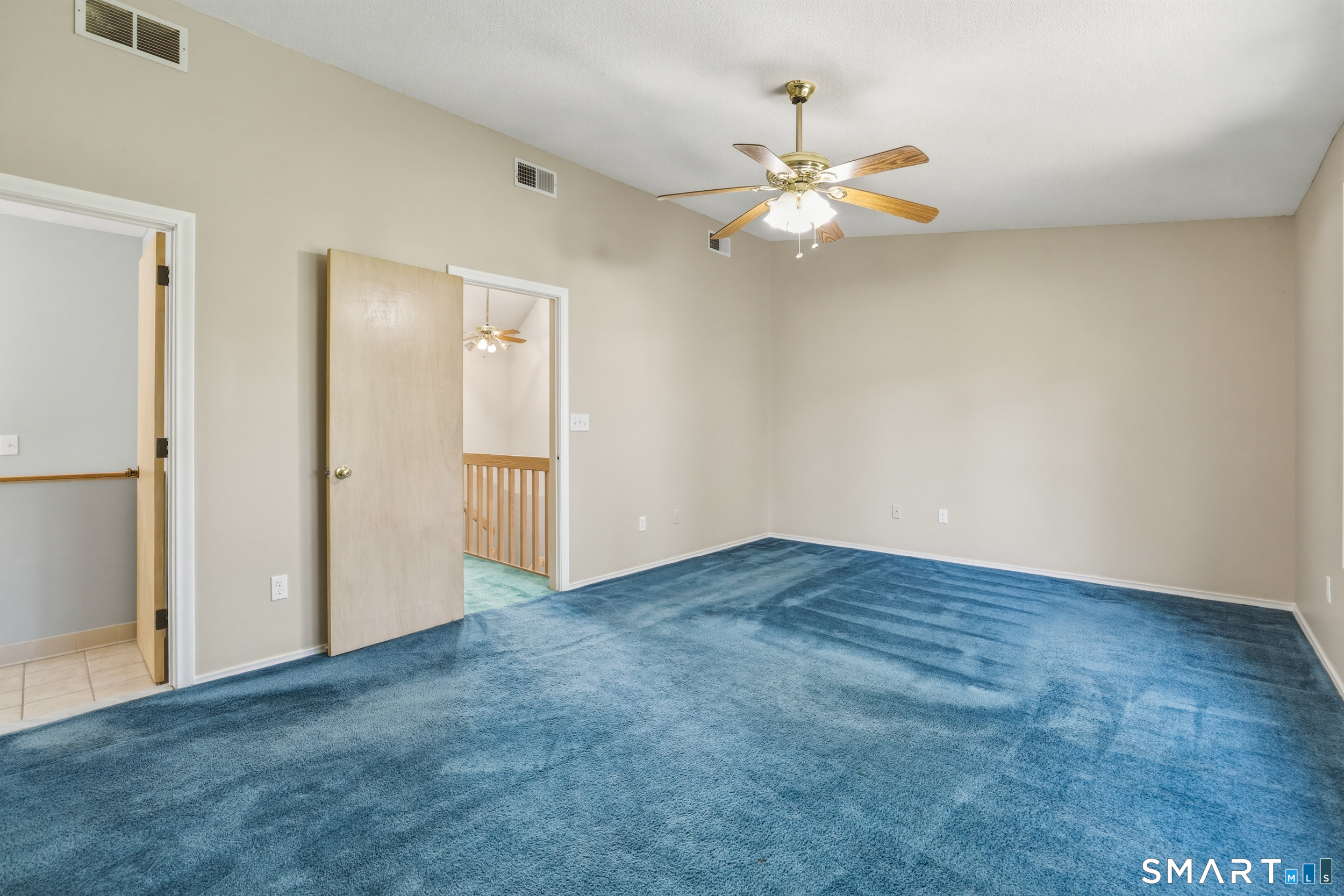 42 Apple Hill Newington CT 06111