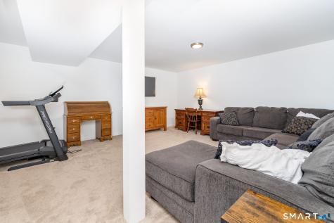 51 Gillette Way Bristol CT 06010