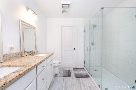 51 Gillette Way Bristol CT 06010