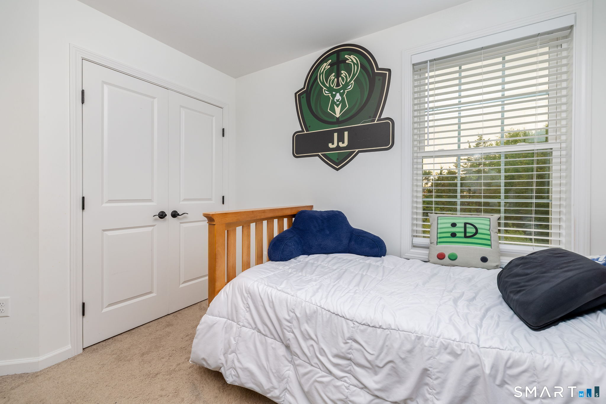 51 Gillette Way Bristol CT 06010