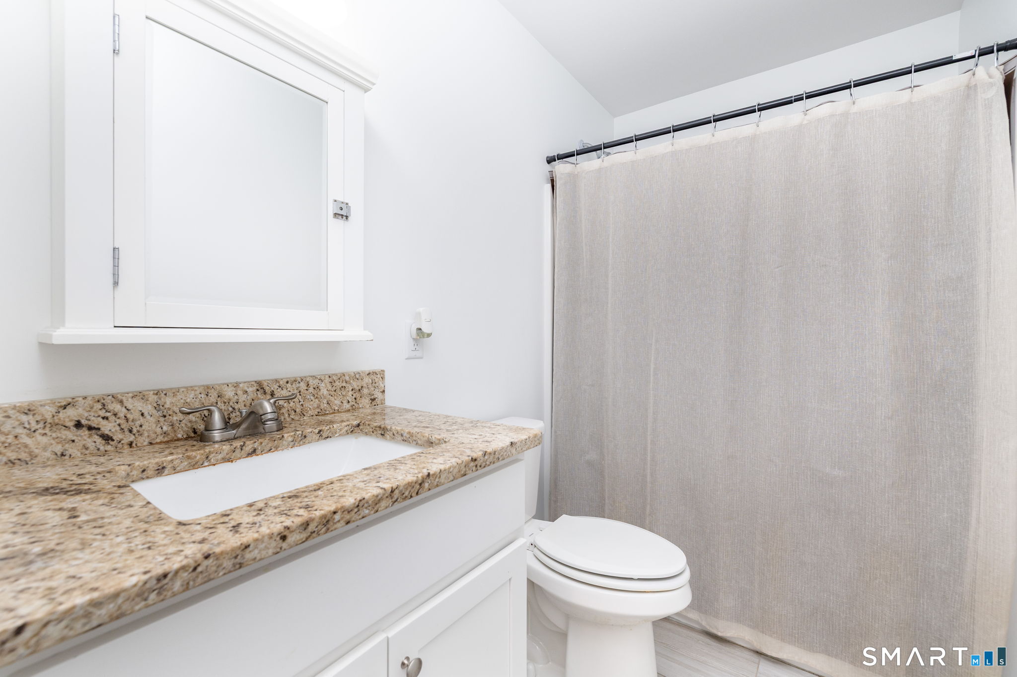 51 Gillette Way Bristol CT 06010