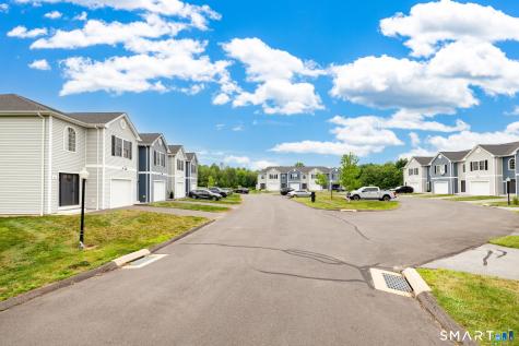51 Gillette Way Bristol CT 06010