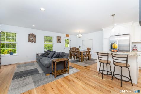 51 Gillette Way Bristol CT 06010