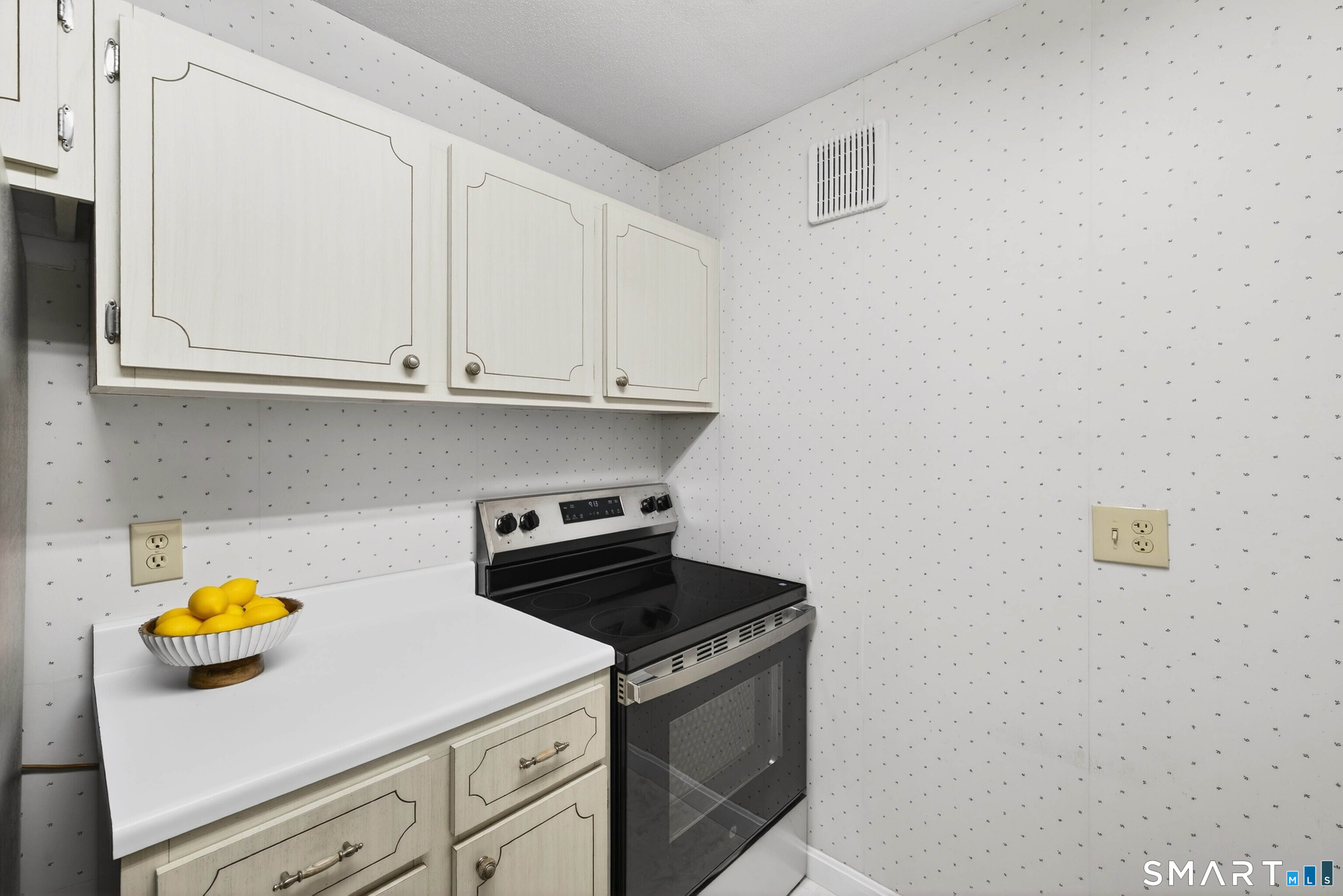 292 Pequot Avenue New London CT 06320
