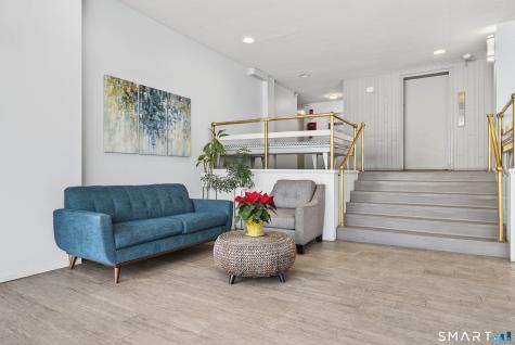 292 Pequot Avenue New London CT 06320