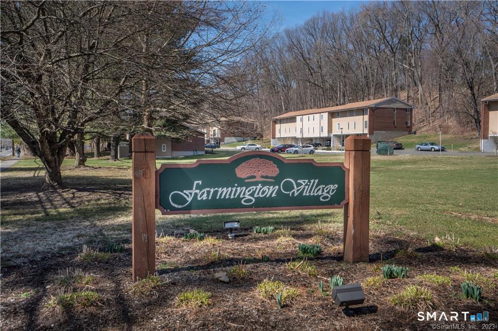1660 Farmington Avenue Farmington CT 06085