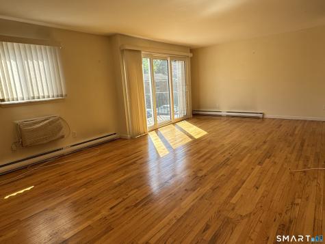 1660 Farmington Avenue Farmington CT 06085
