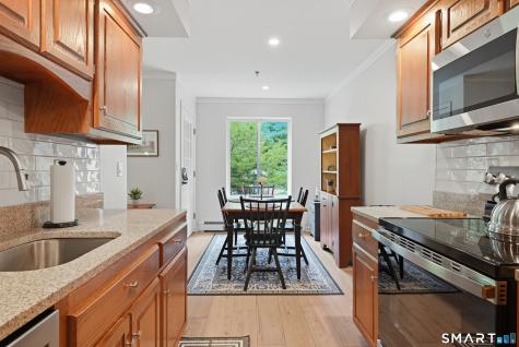 23 Rollingwood Drive Brookfield CT 06804