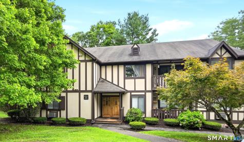 23 Rollingwood Drive Brookfield CT 06804