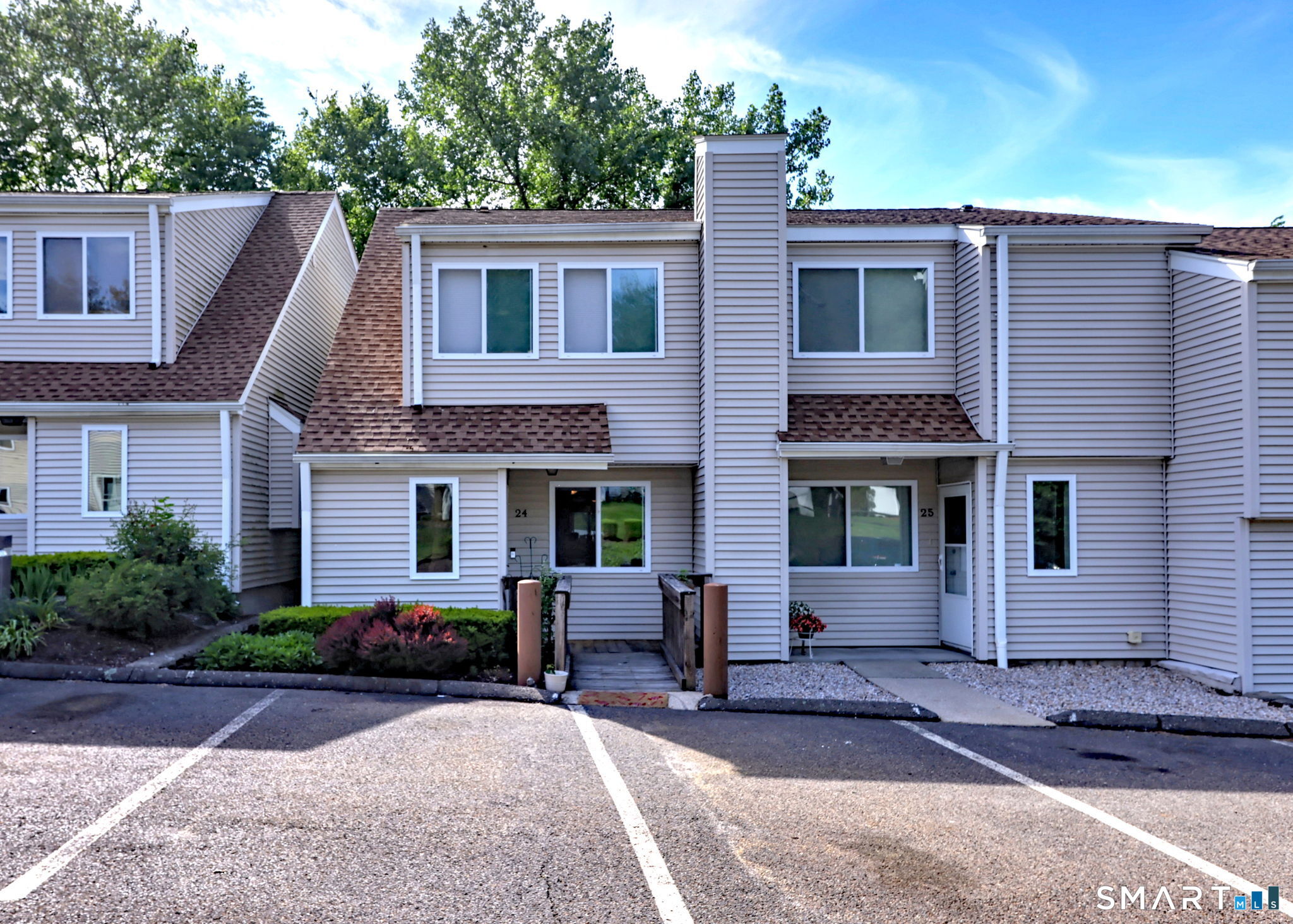 24 Winesap Court Ansonia CT 06401