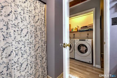 24 Winesap Court Ansonia CT 06401