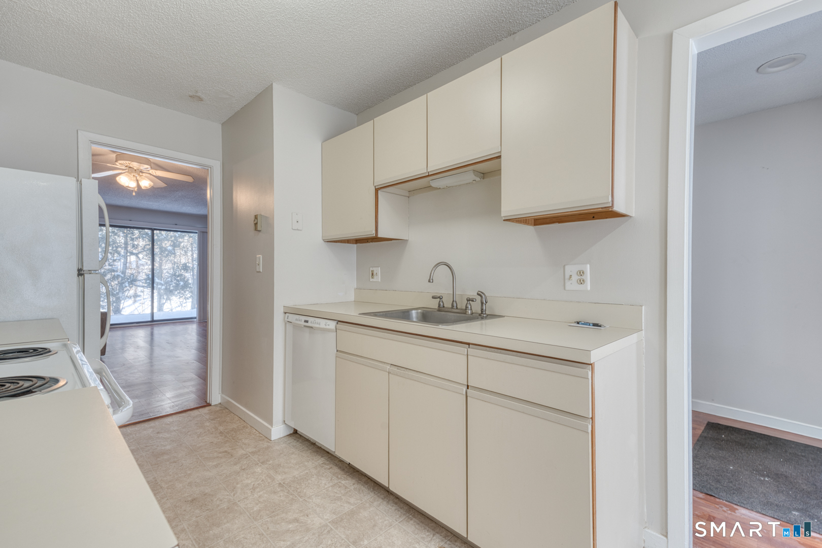 35 Riveredge Drive Winchester CT 06098