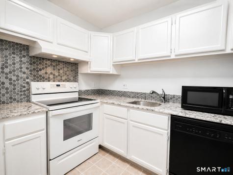 914 High Path Road Windsor CT 06095