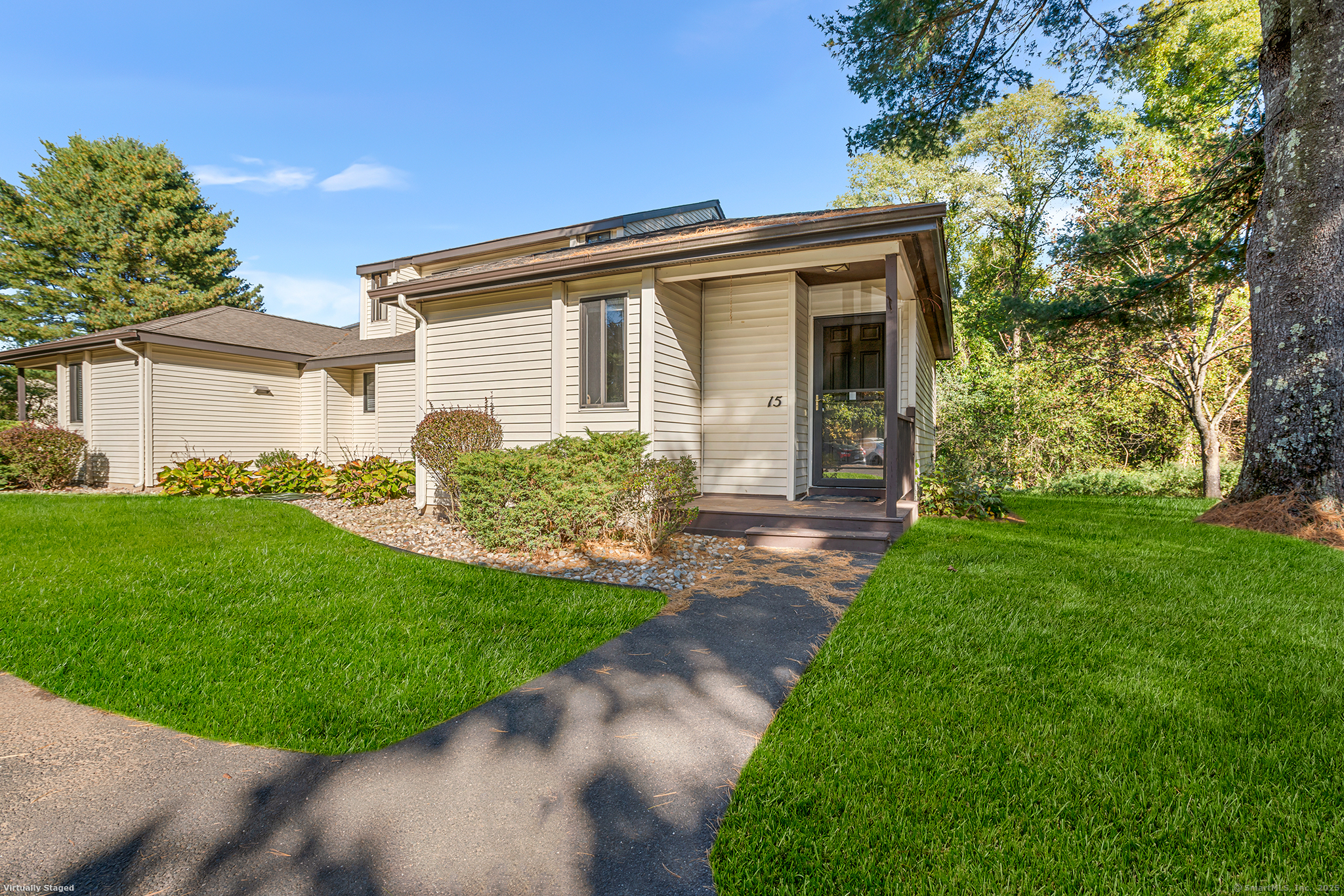15 Simsbury Landing Simsbury CT 06070