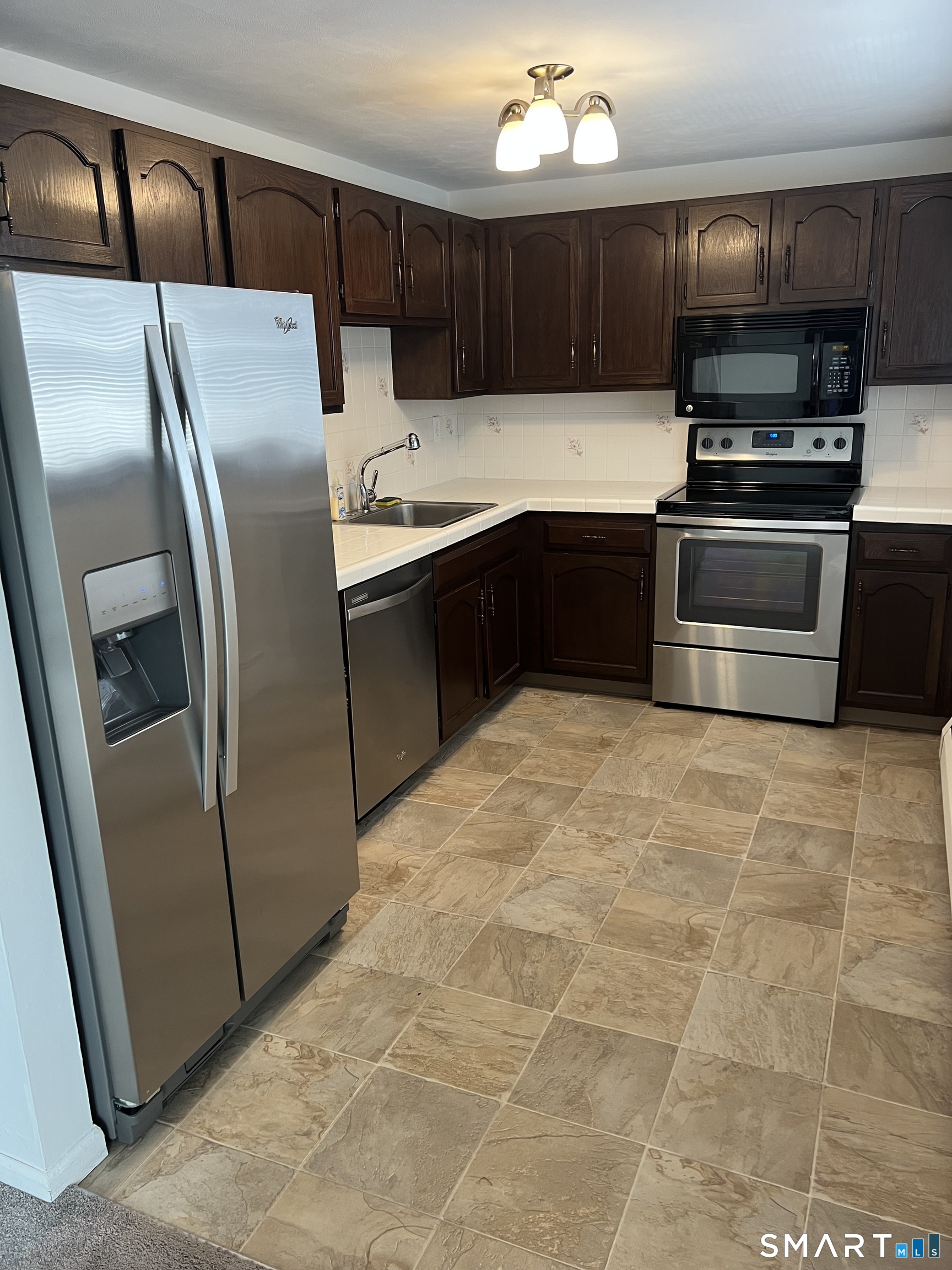 88 Churchill Drive Newington CT 06111