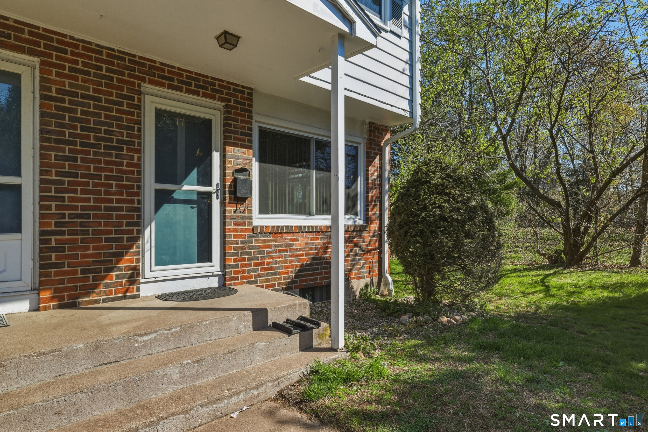 14 Lawton Road Manchester CT 06040