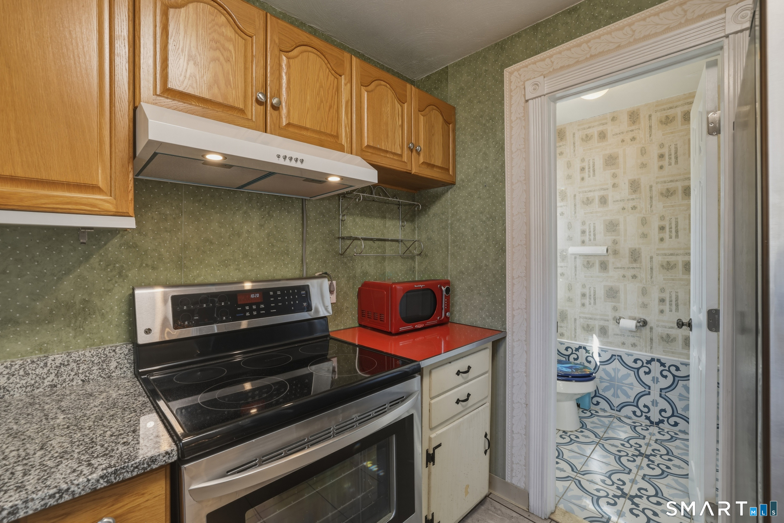 14 Lawton Road Manchester CT 06040
