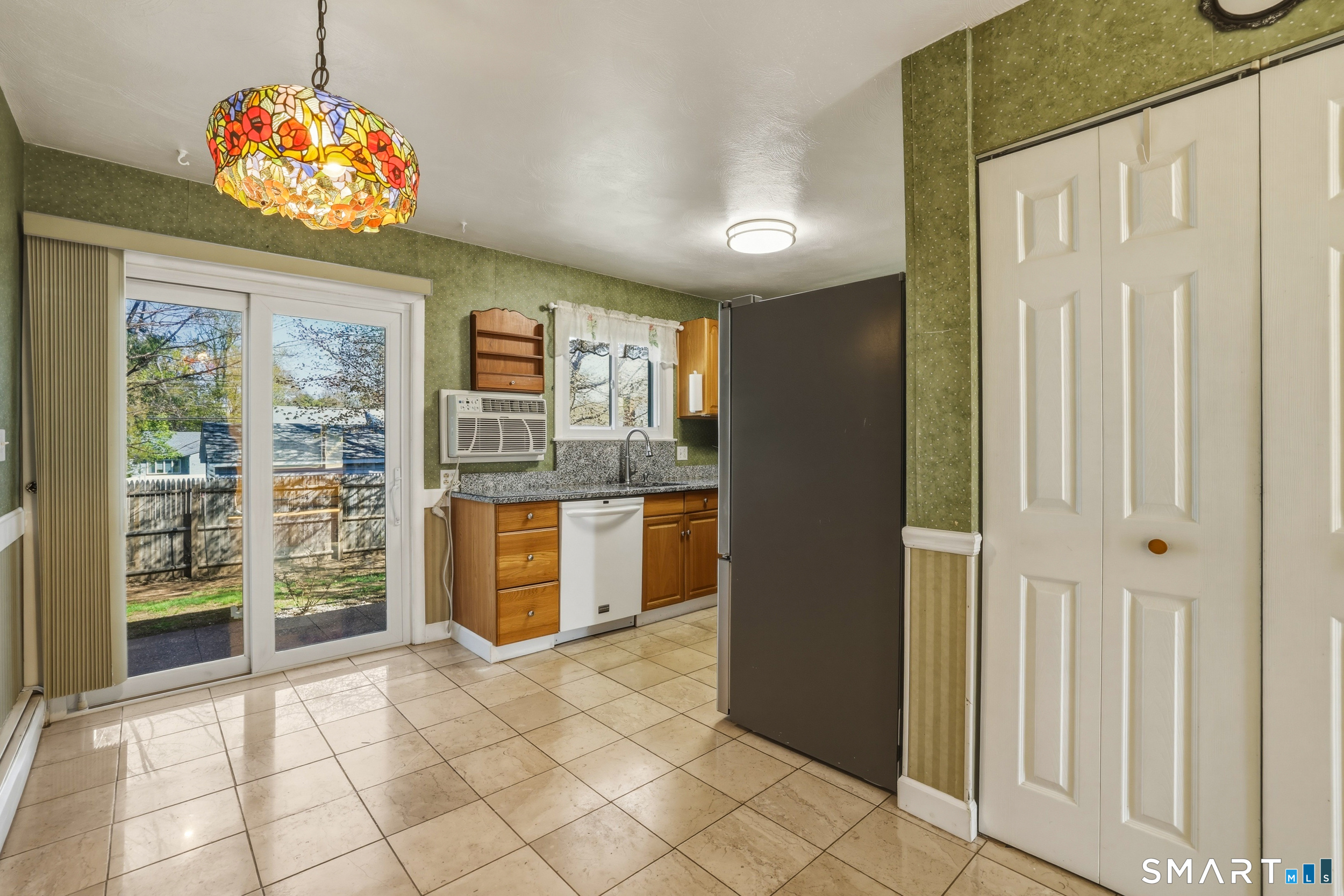 14 Lawton Road Manchester CT 06040