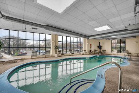 111 Dekoven Drive Middletown CT 06457