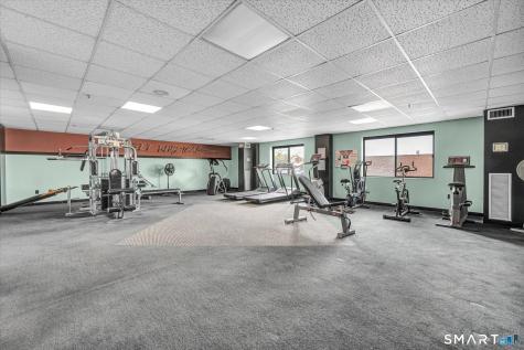 111 Dekoven Drive Middletown CT 06457