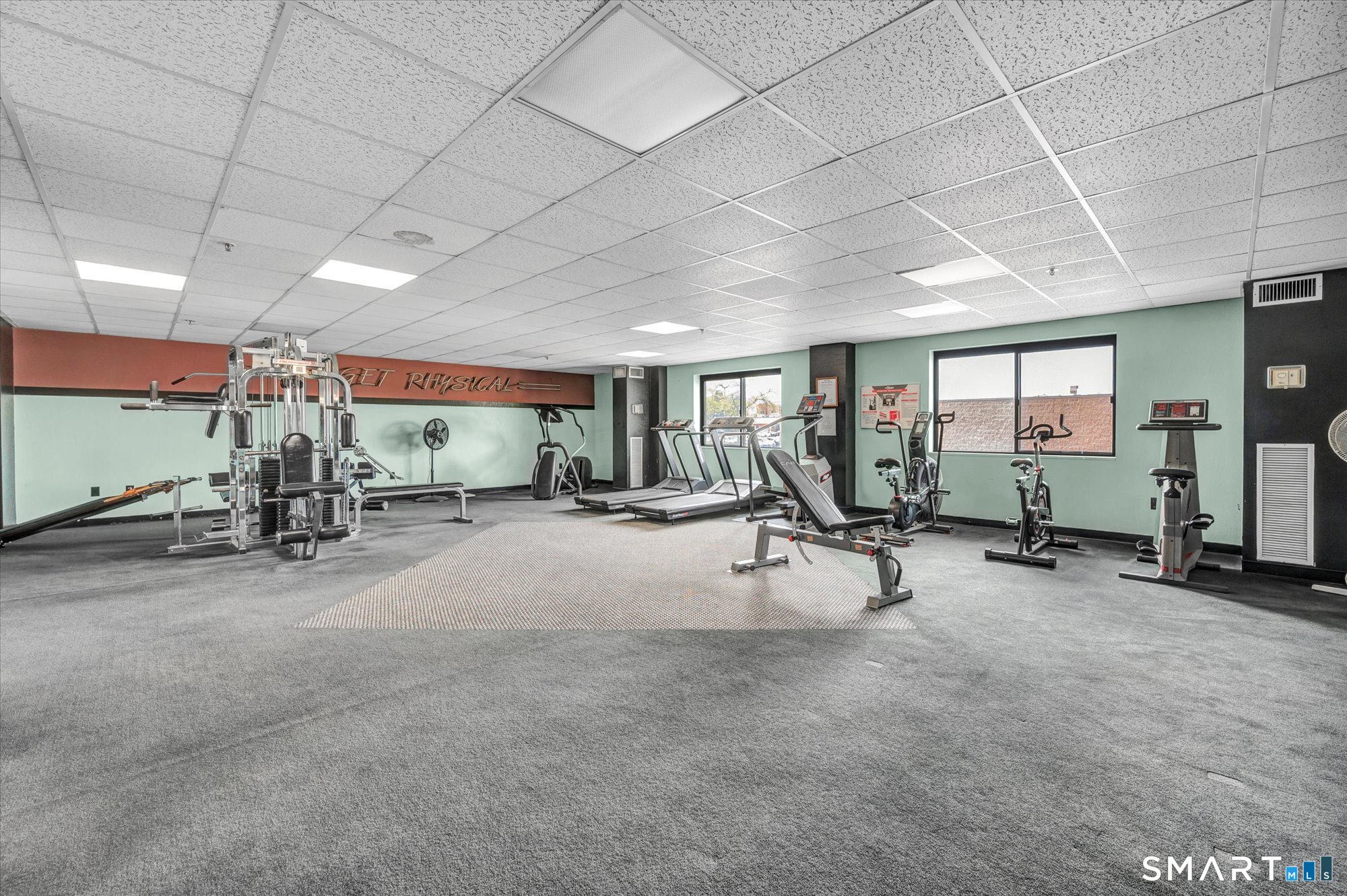111 Dekoven Drive Middletown CT 06457