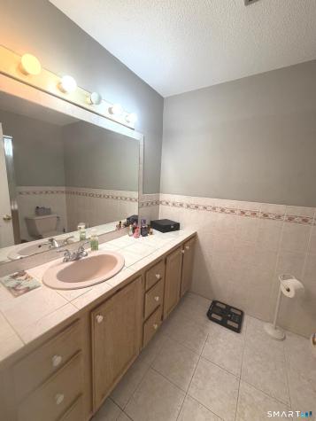 7 Highpoint Court Woodbury CT 06798