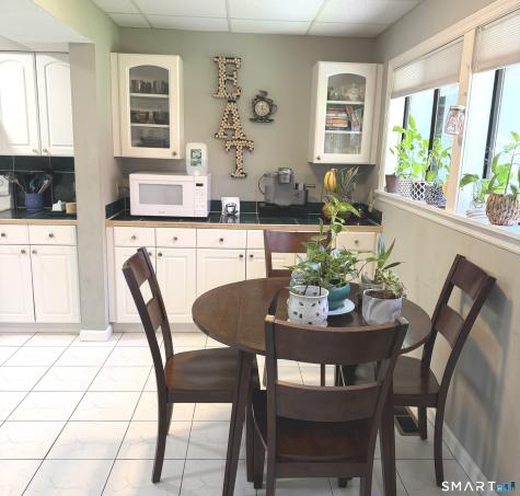 7 Highpoint Court Woodbury CT 06798