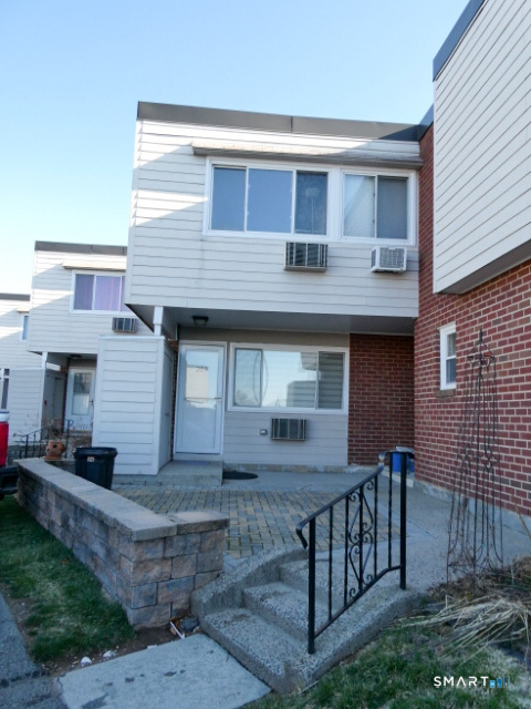 203 West Walk West Haven CT 06516