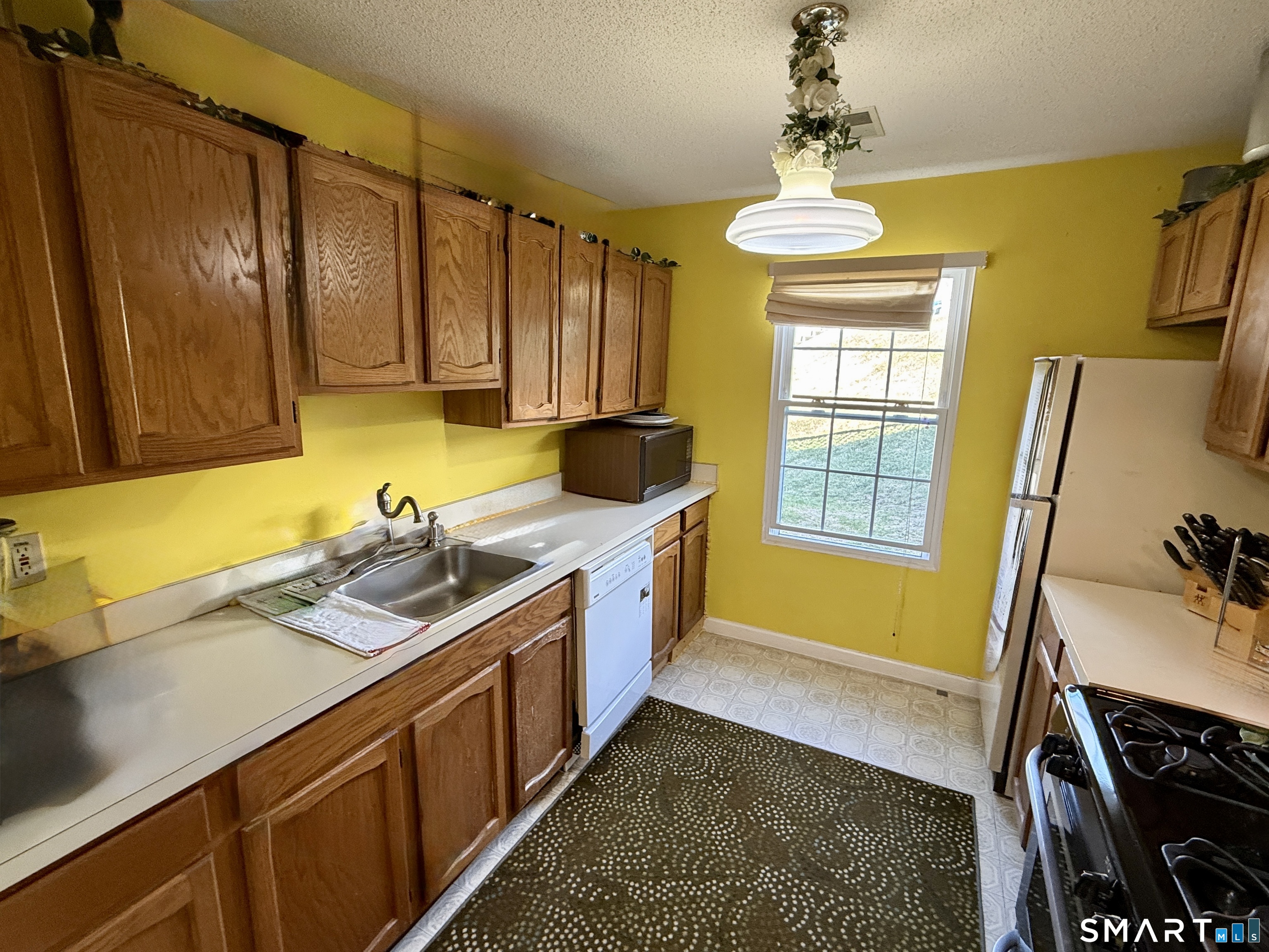 143 Spyglass Court Torrington CT 06790
