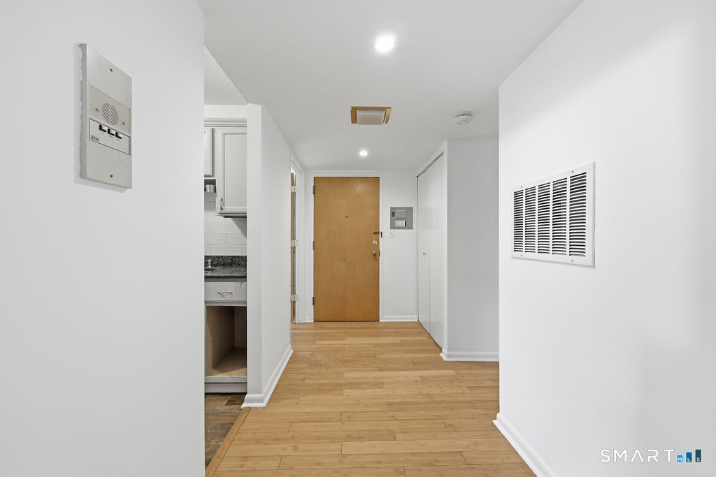 45 Park Place New Britain CT 06052