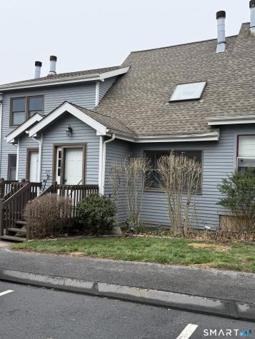 711 Lake Vista Drive East Hampton CT 06424