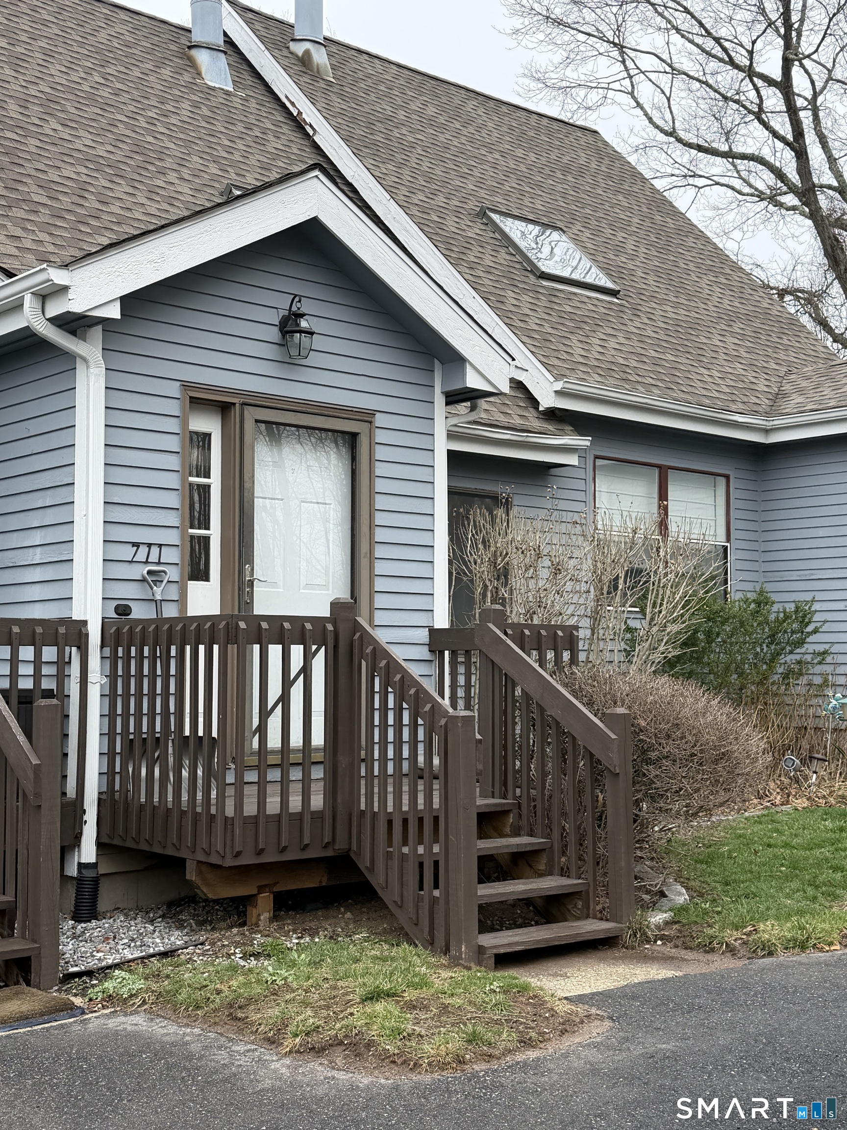 711 Lake Vista Drive East Hampton CT 06424