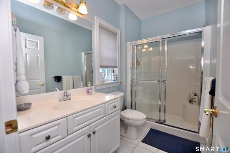 3 Thistledown Way Farmington CT 06032