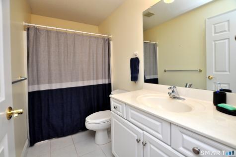 3 Thistledown Way Farmington CT 06032