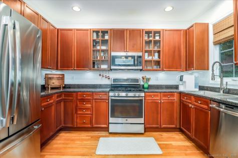 37 Faith Lane Danbury CT 06810