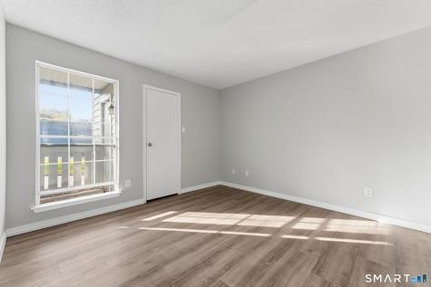 87 Leafwood Lane Groton CT 06340